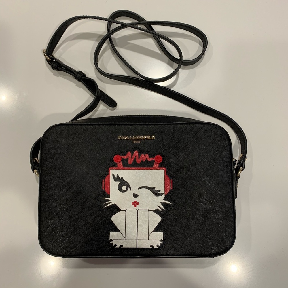 Karl Lagerfeld Crossbody!